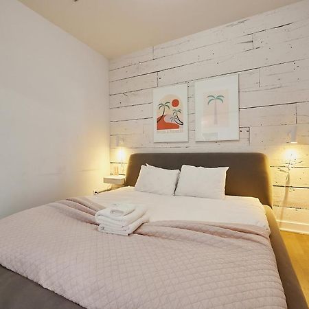 מונטריאול New Spacious Industrial Loft In Le Plateau By Den Stays מראה חיצוני תמונה